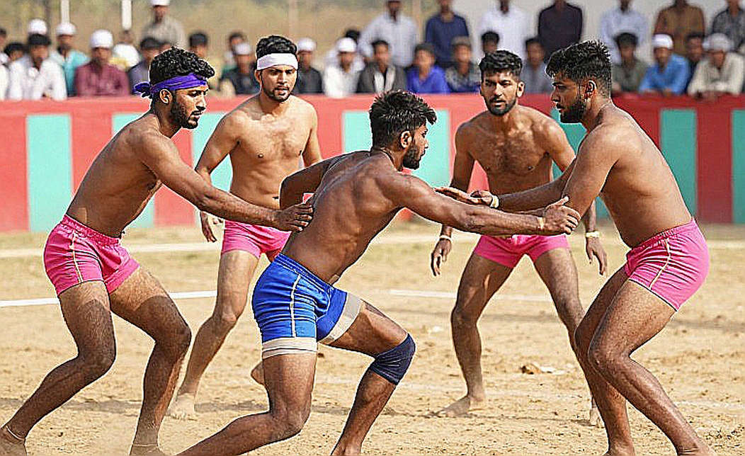 এক কোটি টাকার তালিকায় চারজনের মধ্যে তিনজন: ঋতু নেগির বাদ পড়ার আসল সূত্র ডোমিসাইল নিয়মে