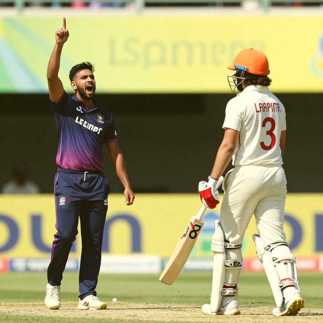 নিলামের কোলাহল আড়াল করে রাখে আসল সংখ্যাটা — রিটেনশন ক্যাপের হিসাব